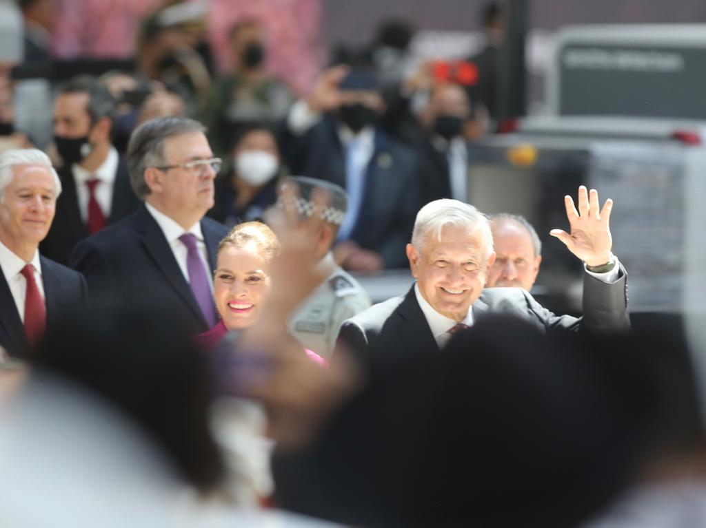 El presidente aseguró que son millones, incluyéndolo, "los loquitos que celebran la construcción del AIFA. | Jorge Carballo