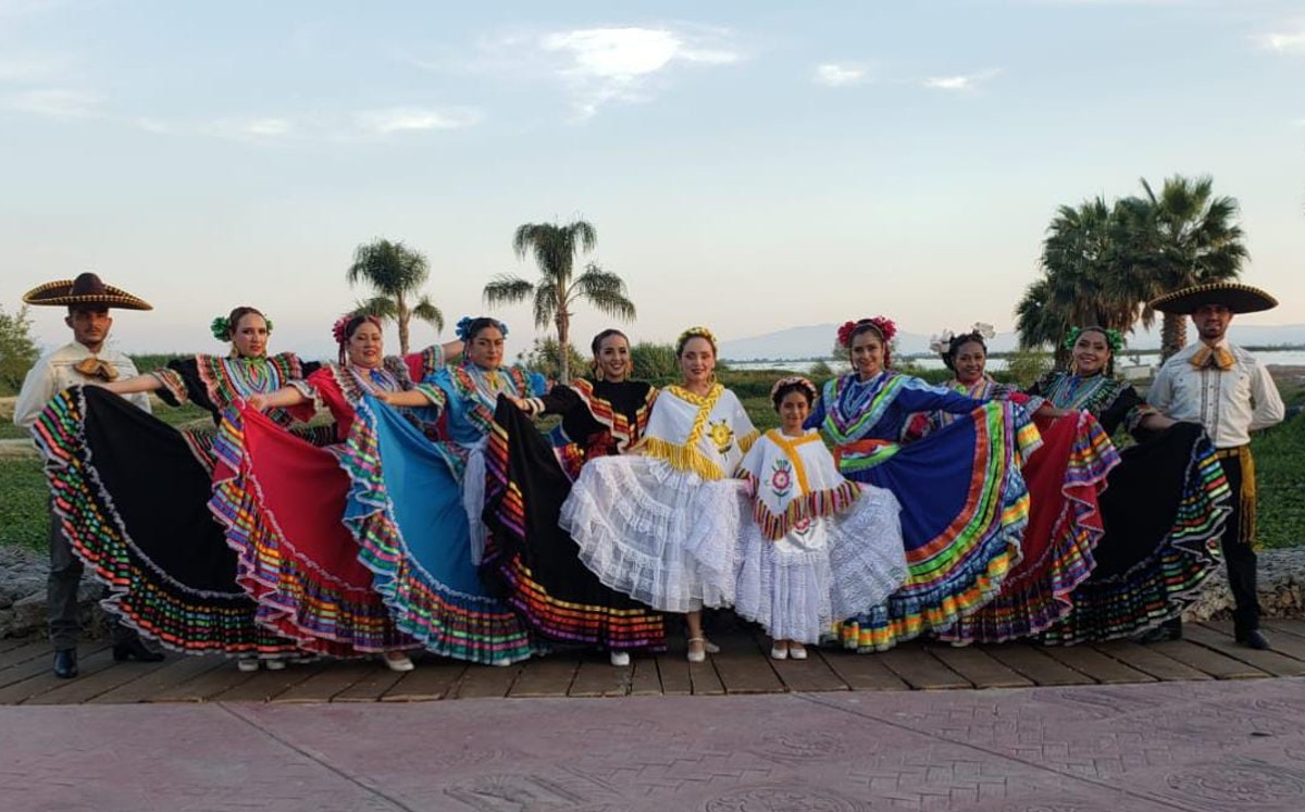 Ballet Folklórico Chie-Nahuatenco Ballet Folklórico Chie-Nahuatenco