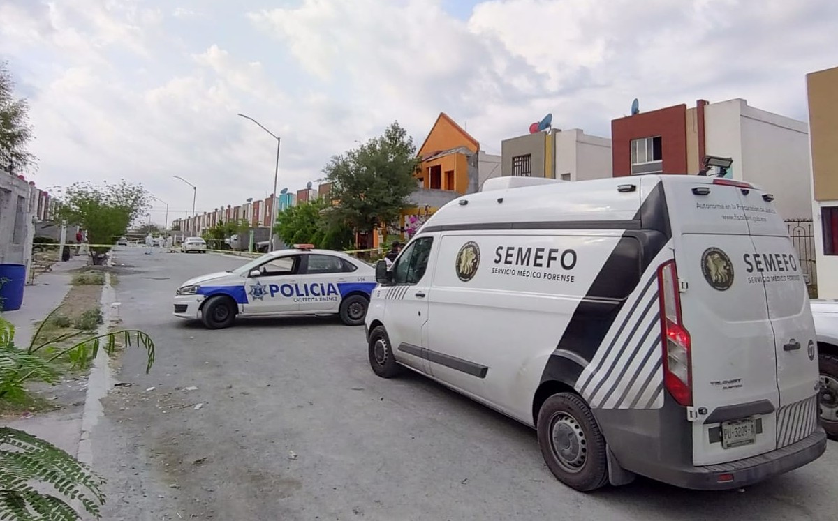 Mujer asesinada a balazos en Cadereyta. / Agustín Martínez