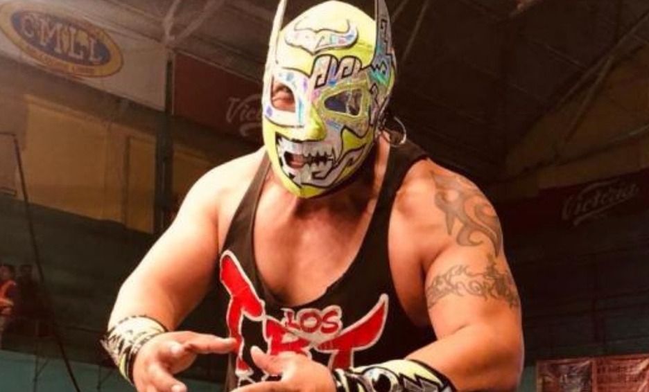 Toro Bill Jr., luchador profesional / Especial