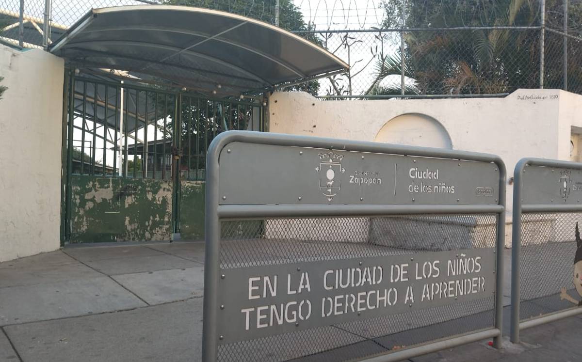 Escuea Primaria en Zapopan presenta daños estructurales/ Usi Toledo