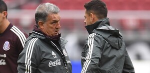 Gerardo Martino y Javier Hernández / MexSport Gerardo Martino y Javier Hernández / MexSport