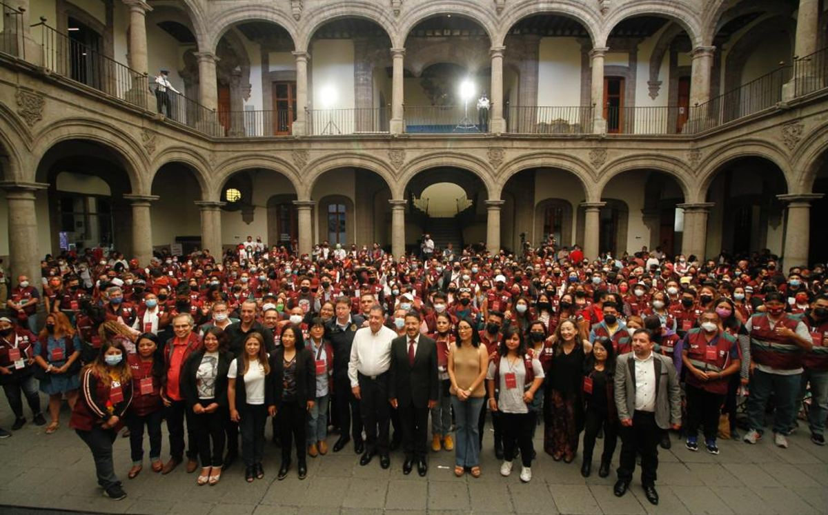 Rinden protesta 500 tutores de “Juntos Construyendo la Paz" en CdMx / Cortesía