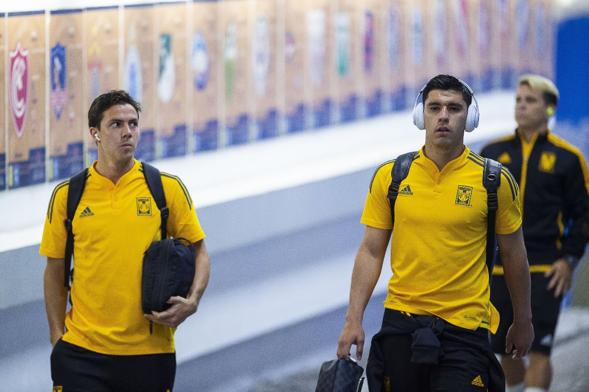 Sebastián Córdova y Jesús Angulo, jugadores de Tigres UANL / Mexsport