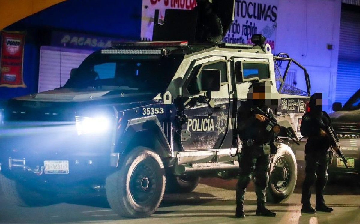 Detiene a hombre en vehículo con reporte de robo en Torreón