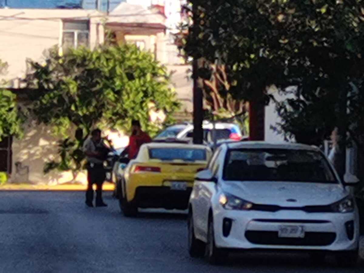 Hombre es asesinado a balazos al interior de su vehículo en Monterrey ...