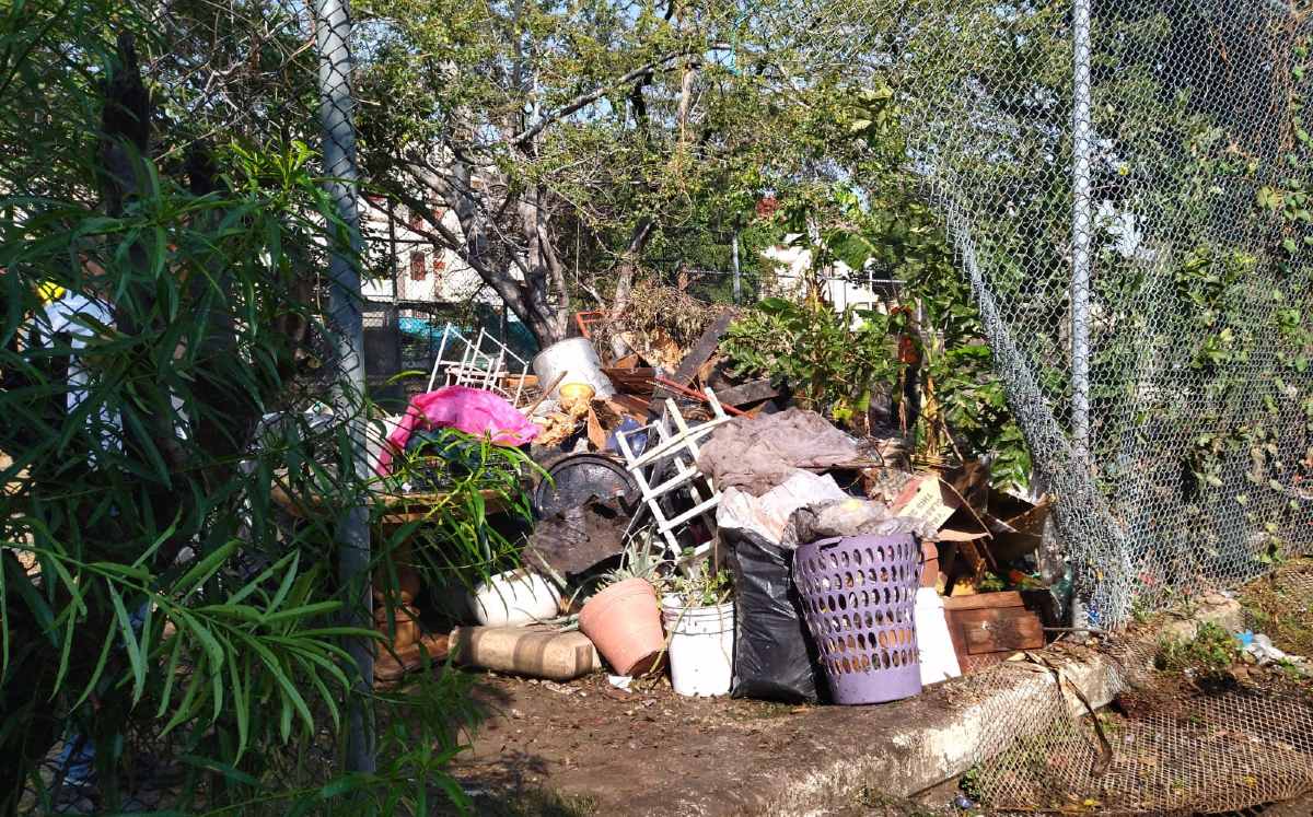 Objetos que fueron arrastrados por la lluvia en Guadalajara / Rosario Álvarez