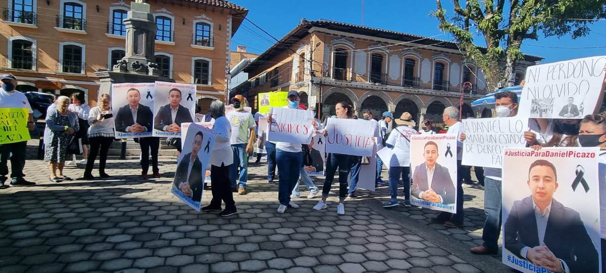 Los familiares acusaron que la comunidad de Papatlazolco es responsable de la muerte de Daniel / Especial