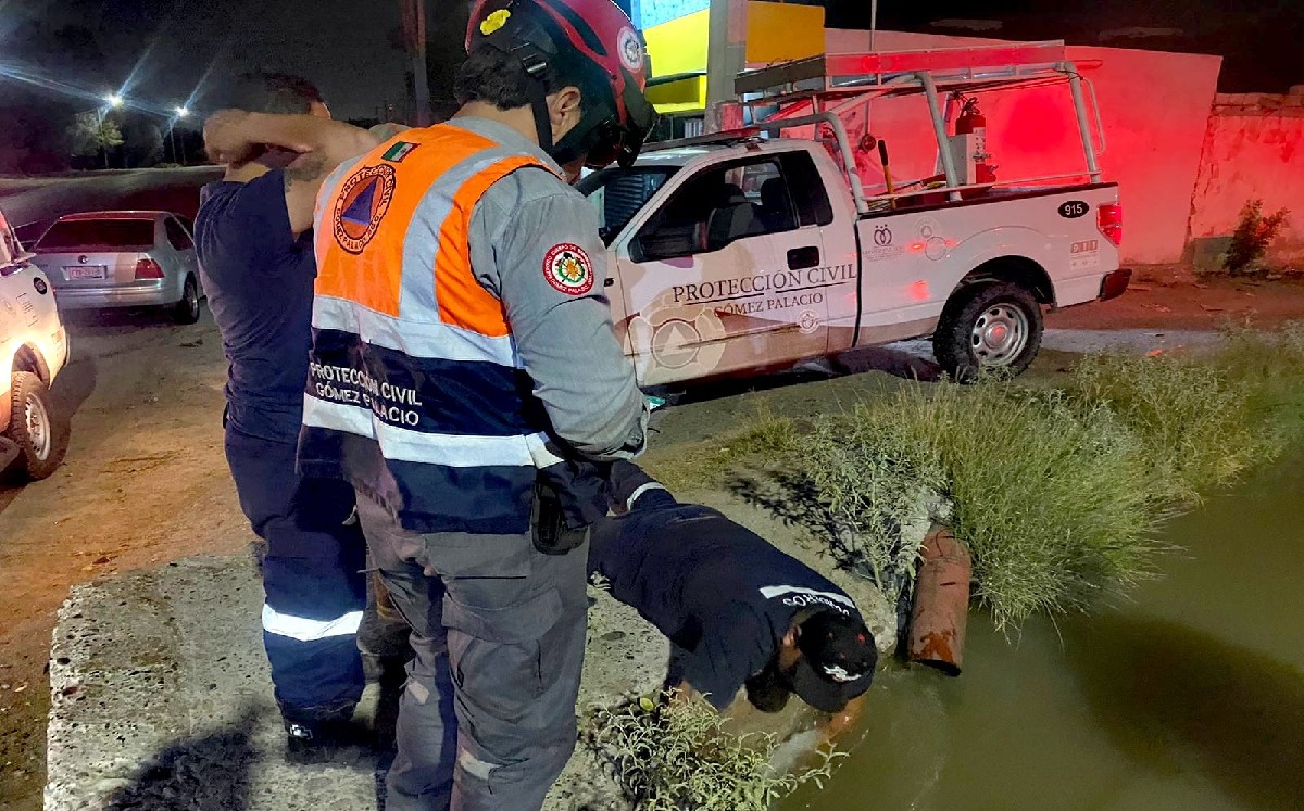 Canal de Sacramento se desborda en ejido Nuevo Gómez