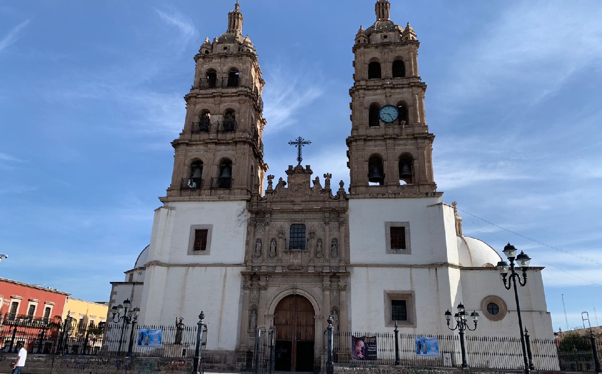 Esperan cubrir daños en catedral de Durango