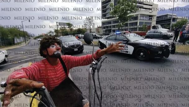 | Roberto Alanís