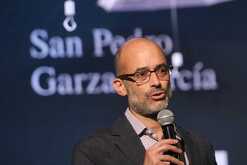 Alcalde de San Pedro llama a habitantes con tinaco a que reduzcan consumo de agua