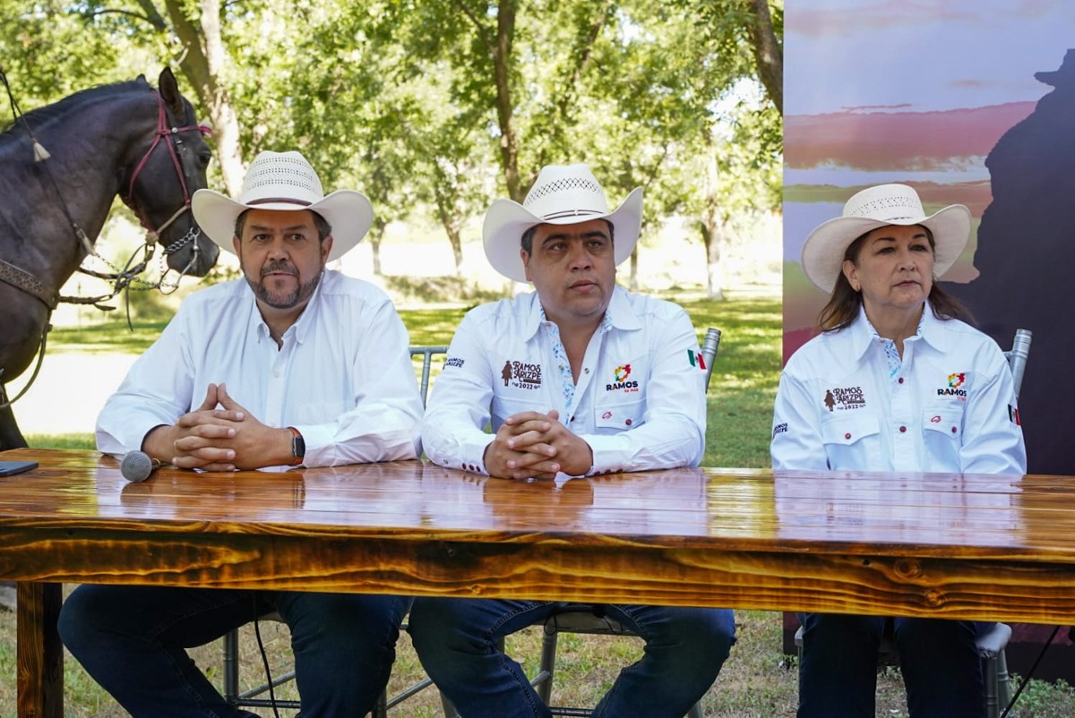 Dicha cabalgata forma parte de las actividades del 43 aniversario de Ramos Arizpe.