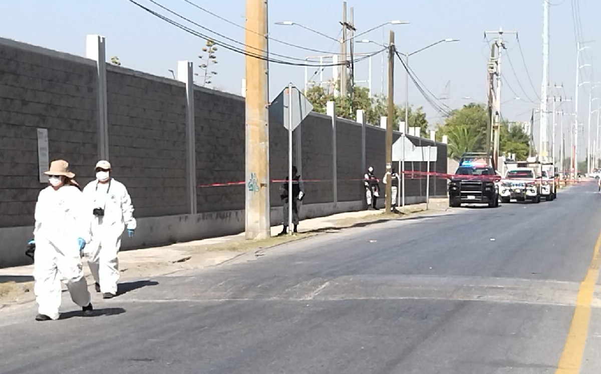 Encuentran cuerpo de hombre con signos de violencia en el Libramiento Noroeste. | Agustín Martínez