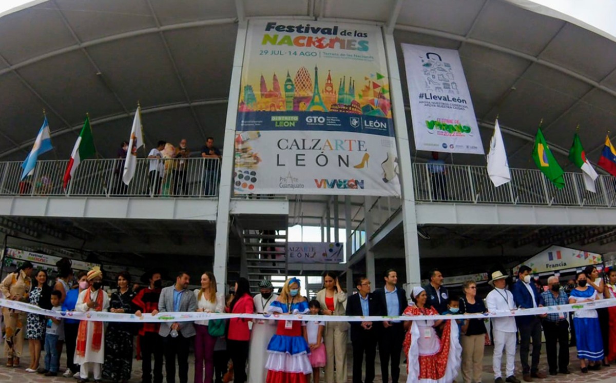 Festival de Verano 2022 recibe a 14 países para exhibir su gastronomía / Especial