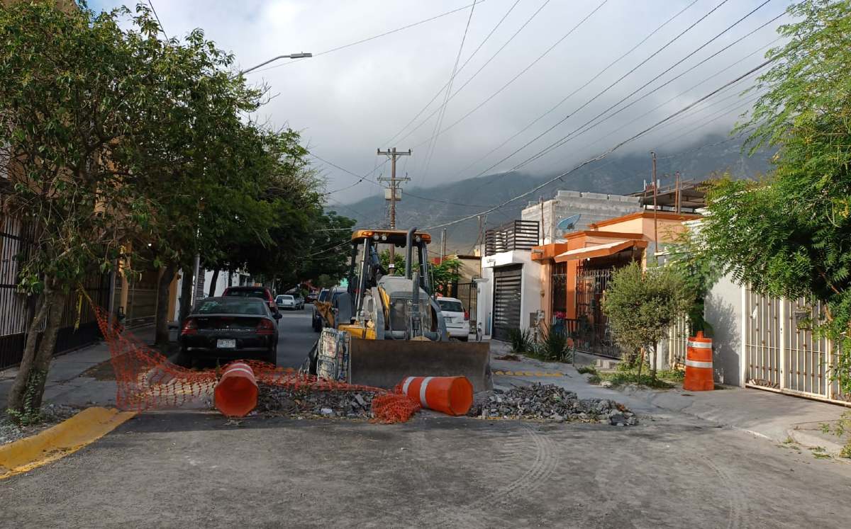 Denuncian obstrucción de acceso en colonia Quinto Centenario, Escobedo