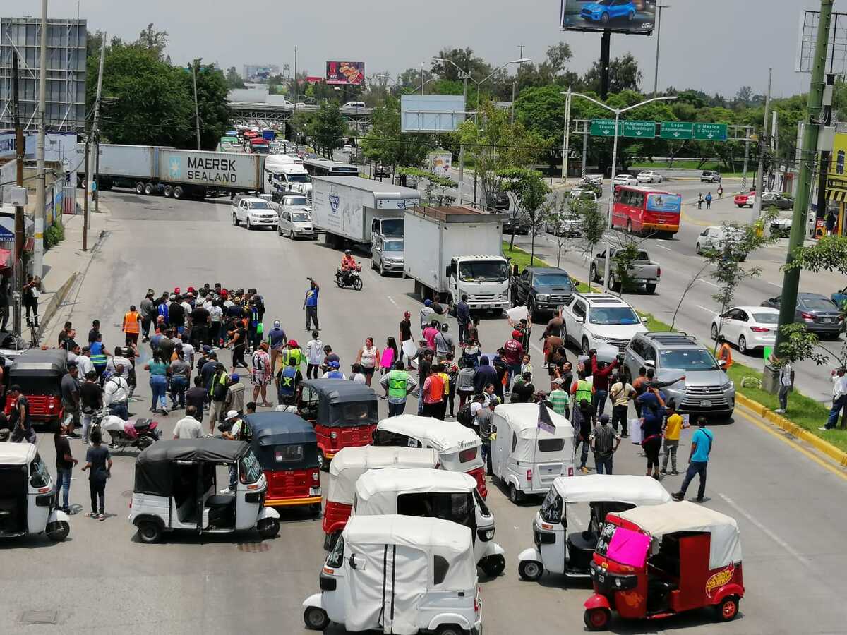 Operadores de mototaxis se manifiestan en Guadalajara | Juan Carlo Munguía