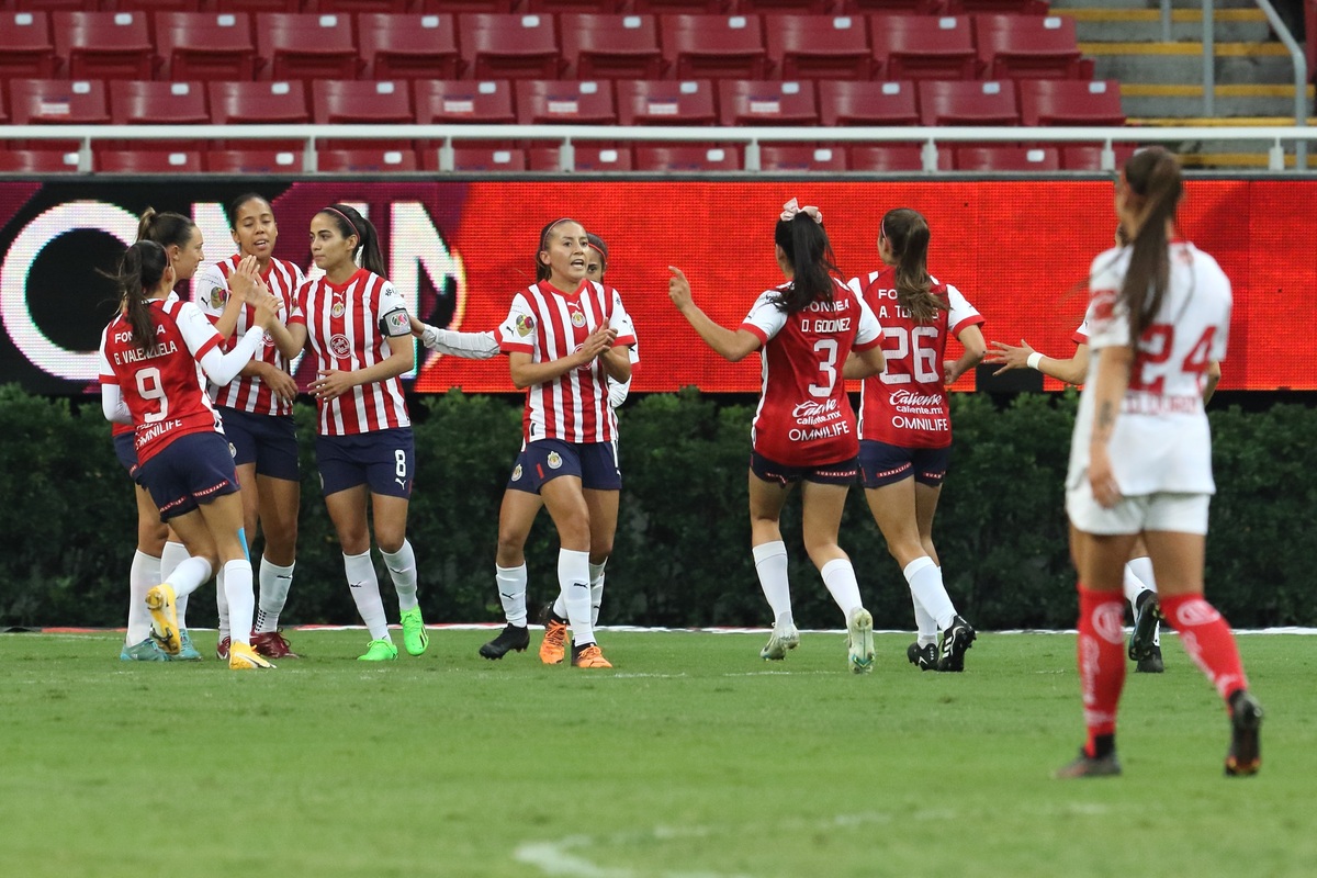 Guadalajara impuso condiciones con un penalti cobrado por Carolina Jaramillo en el minuto 8.