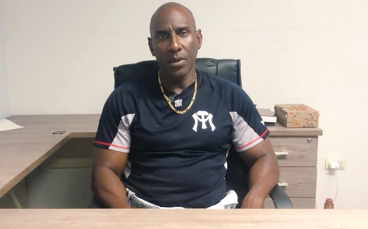 Roberto Kelly, manager de Sultanes