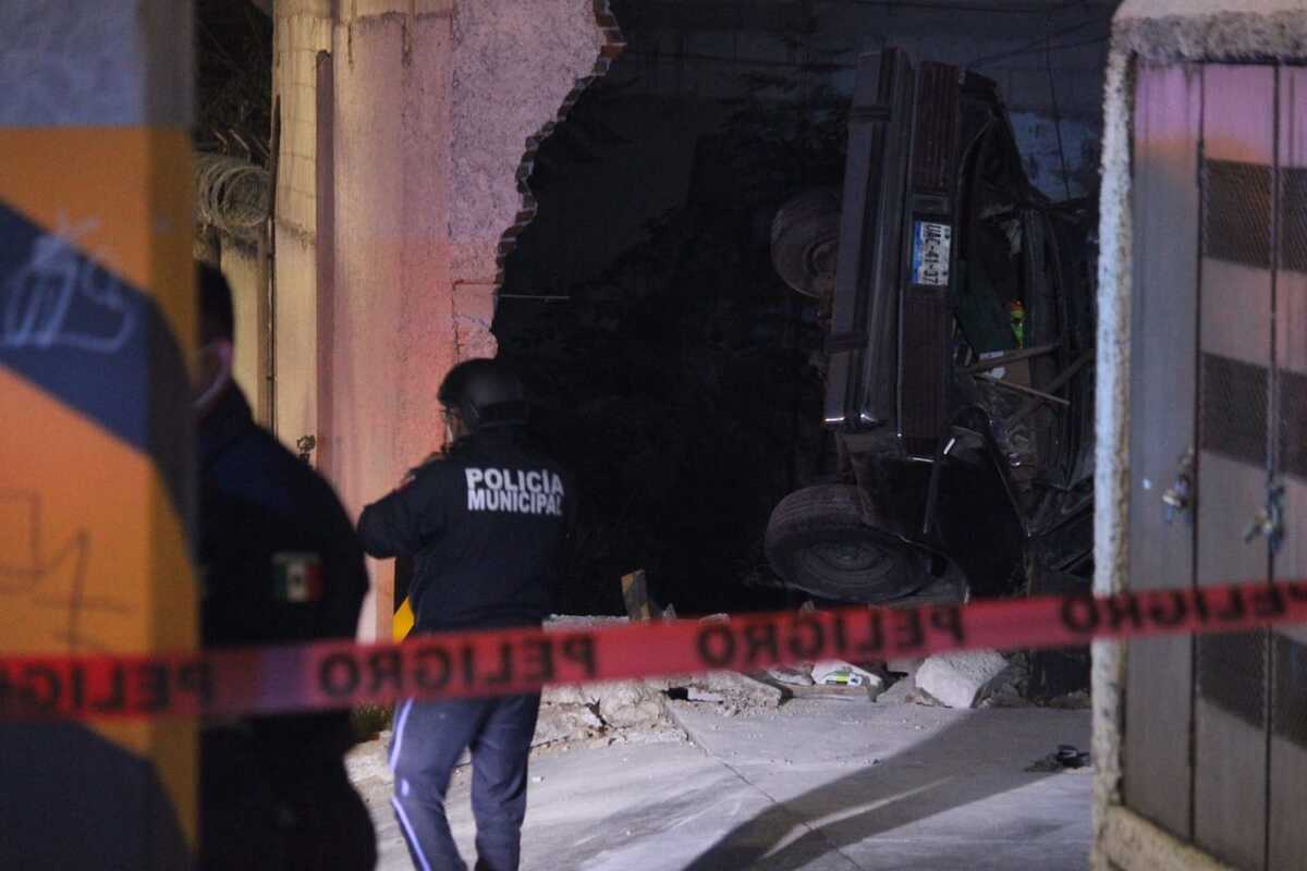 Accidente vial en colonia Mayorazgo, Puebla / Alfredo Fernández