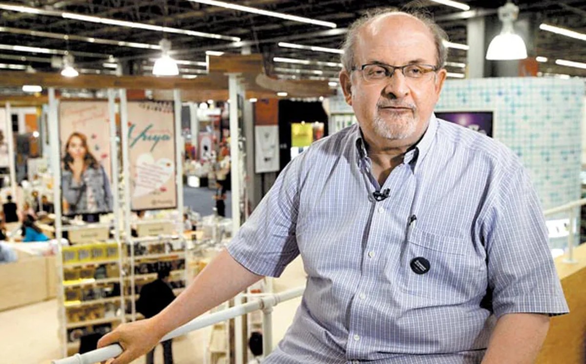 Salman Rushdie en la FIL de 2015 / Archivo