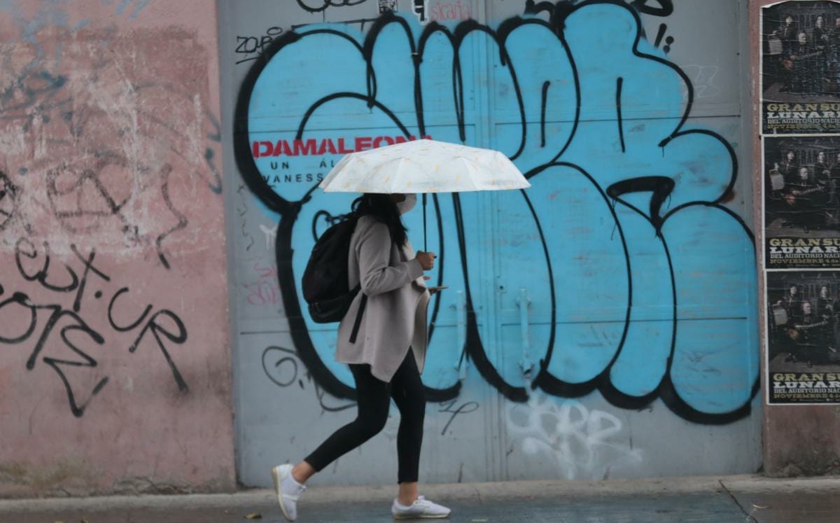 Lluvia en el Centro de la Ciudad de México / Jesús Quintanar