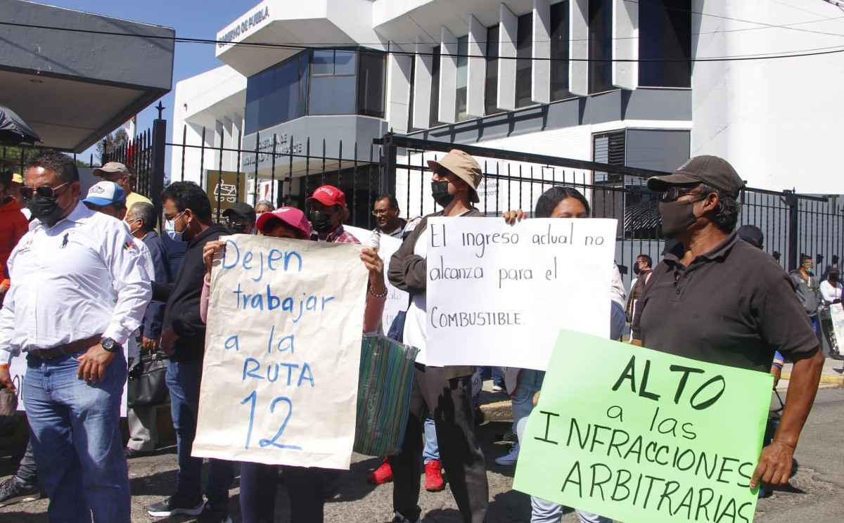Manifestación de transportistas en Puebla / Melanie Torres.