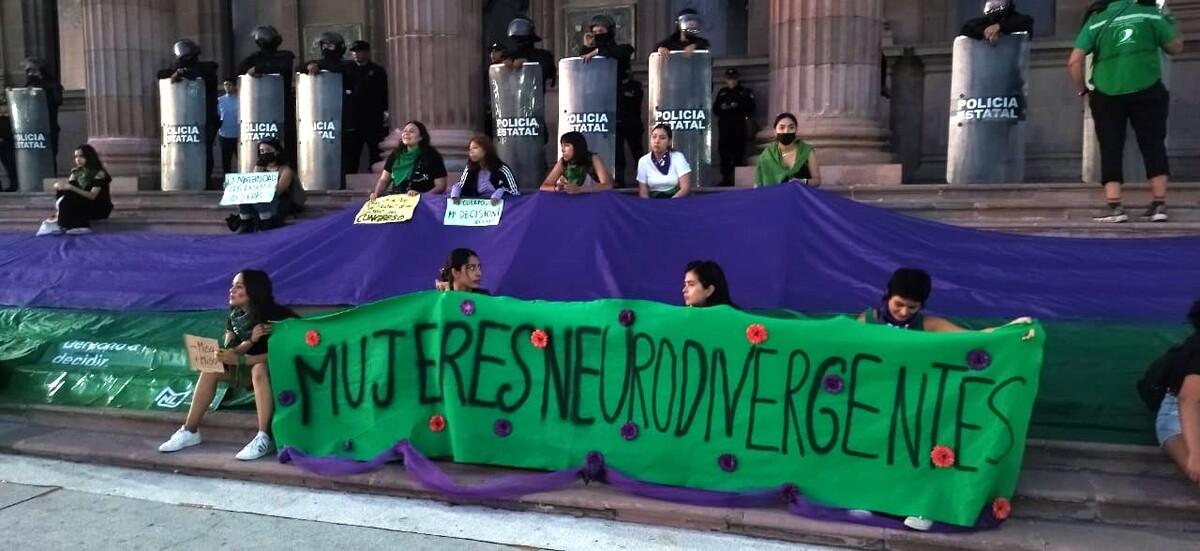 Marcha de mujeres en Monterrey. / Raúl Palacios