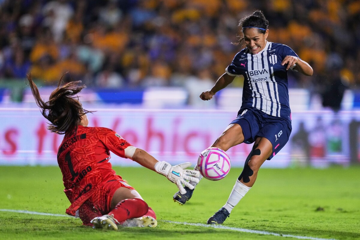 Jugadora de Rayados, Diana Evangelista / Mexsport