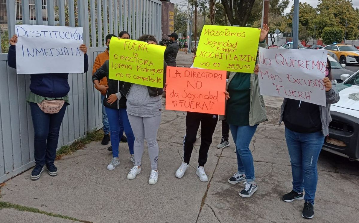Madres de familia exigieron seguridad para sus hijos / Enrique Luna