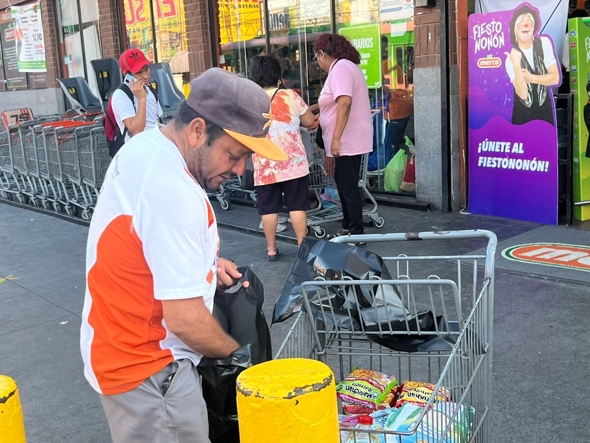 La inflación ha golpeado el bolsillo de los regios. / Mayté Villasana