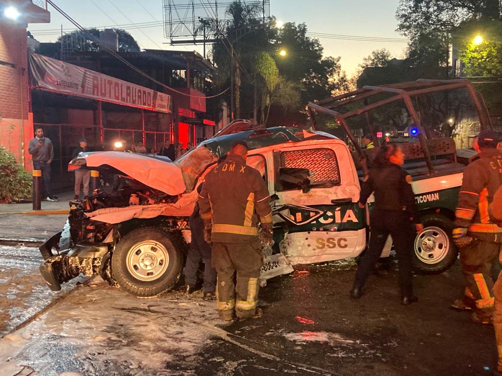 En CdMx, tráiler arrastra unidad de la SSC; hiere a tres policías/Luis Manuel Acevedo