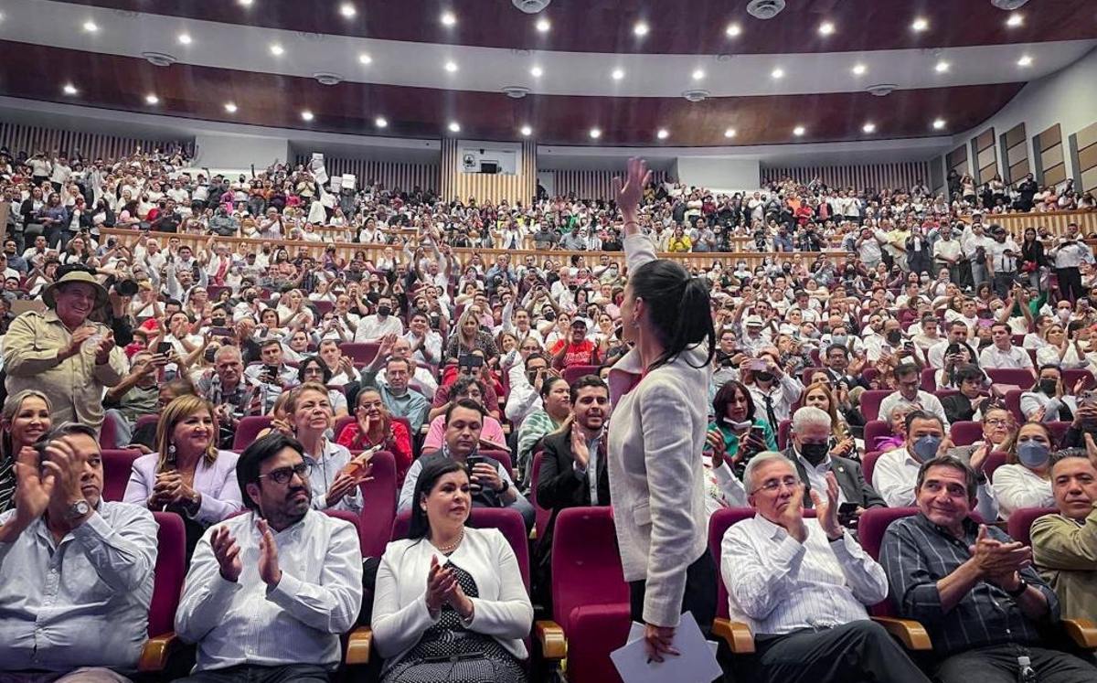 Sheinbaum durante la conferencia magistral “Políticas exitosas de Gobierno” en la (UAS)