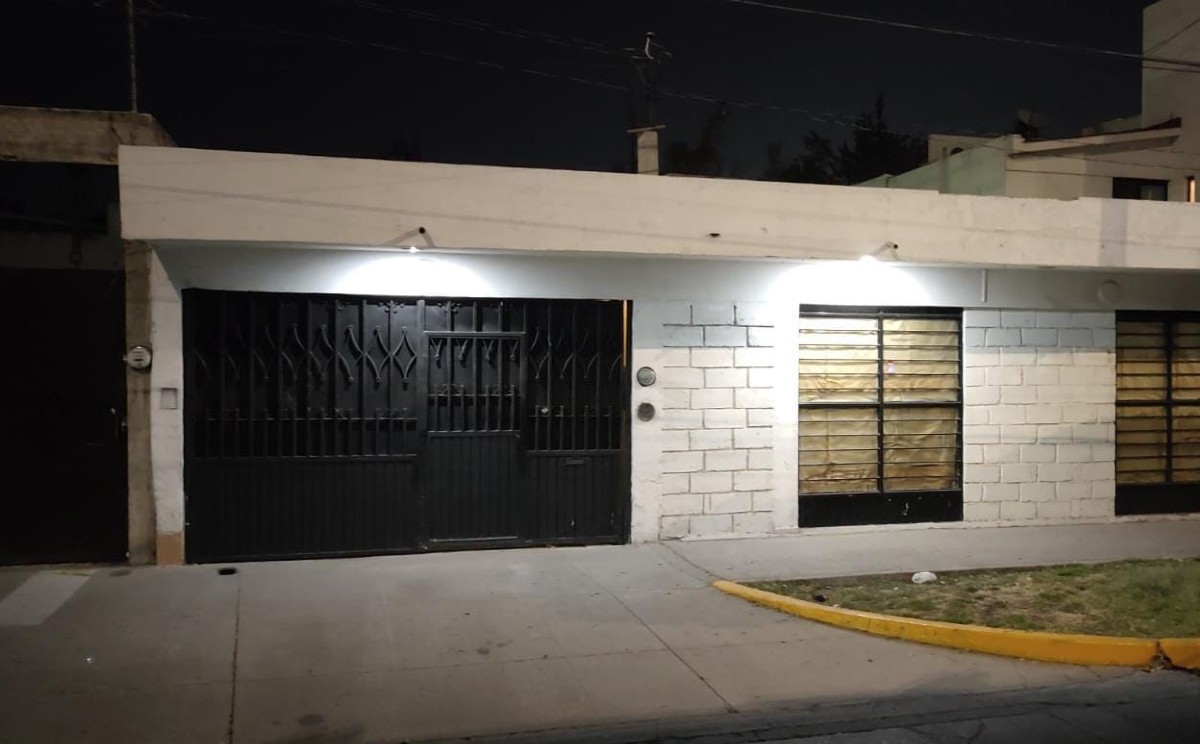 Encuentran a hombre conviviendo con cadáver de su mamá en Querétaro.