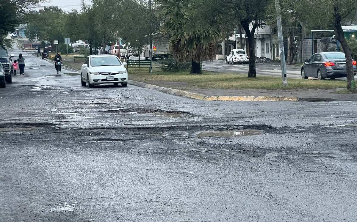 Denuncian pésima calidad del pavimento en Apodaca | Mayte Villasana