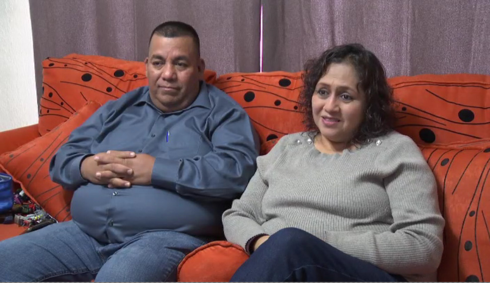 El señor Arnulfo Sandoval y la señora Miriam Alcántara recibieron a un pequeño de ocho años de edad. | Especial