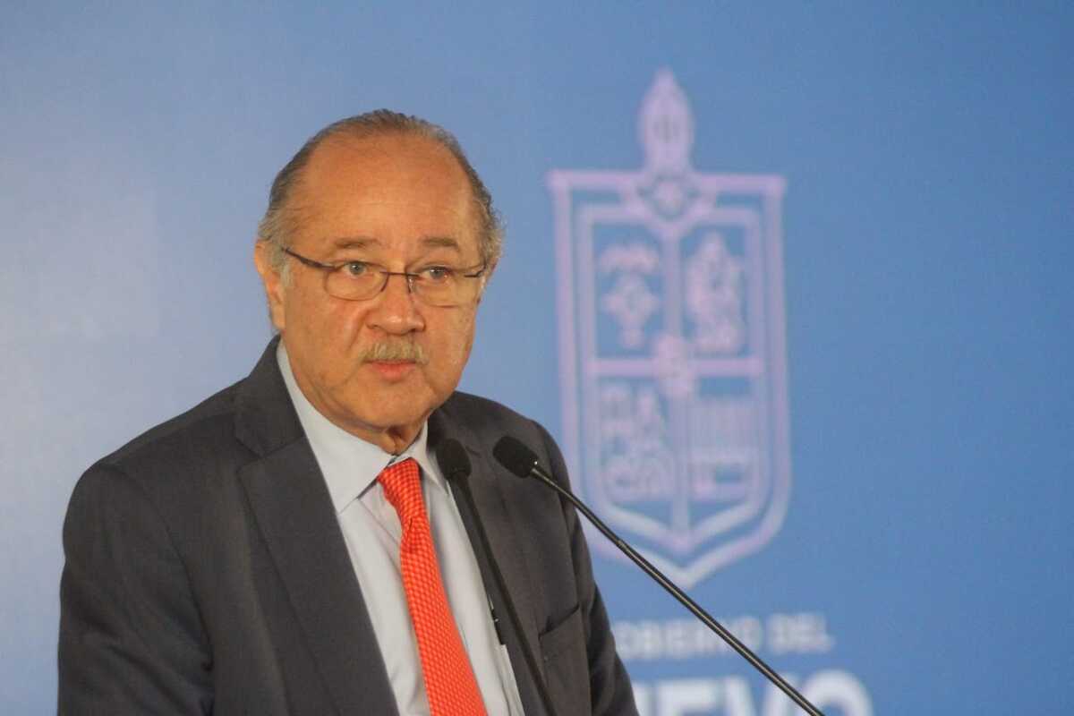 | Leonel Rocha