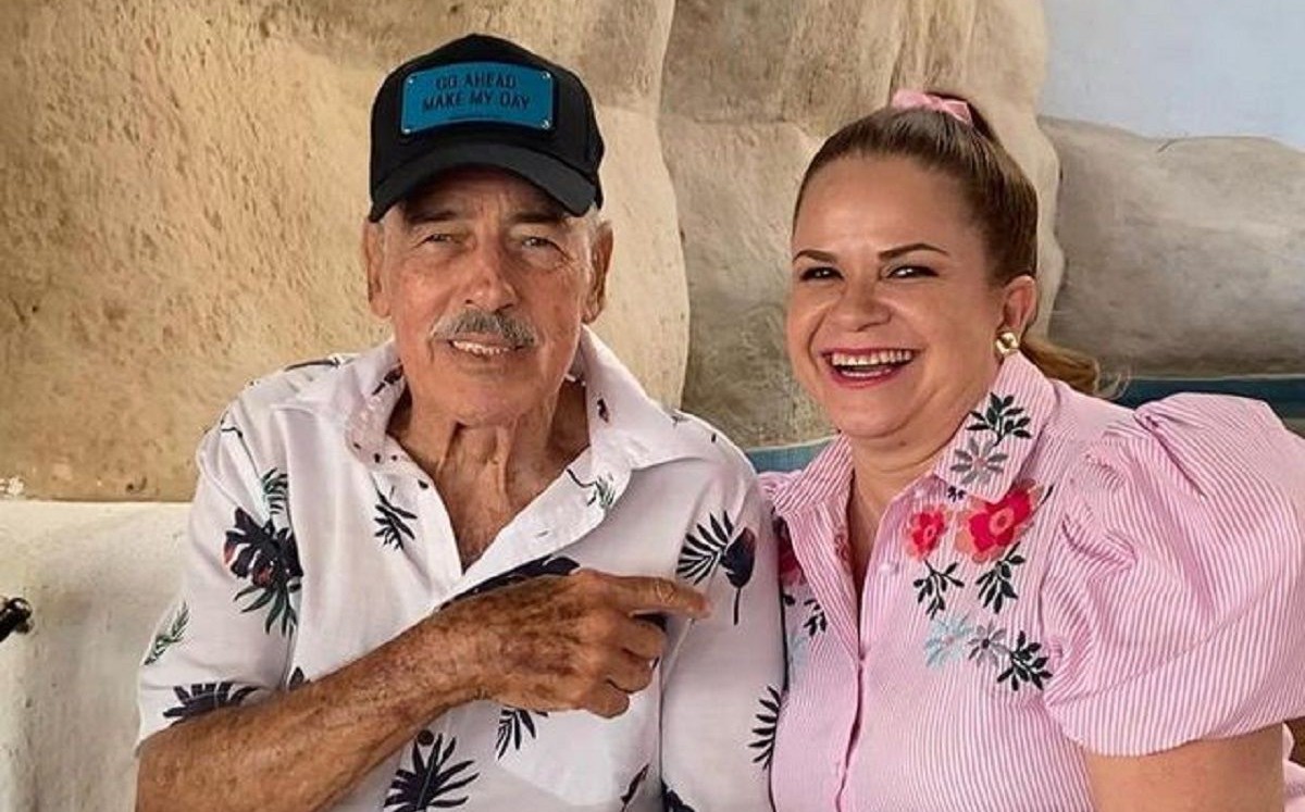 Vacían cuentas de Andrés García; ex empleado acusa a Margarita Portillo