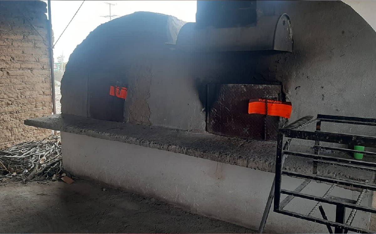 Clausuran negocio de gorditas de horno en Torreón