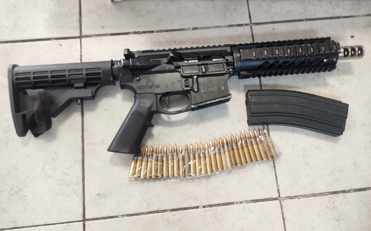 Una de las armas aseguradas en La Manzanilla de la Paz, Jalisco / FGR
