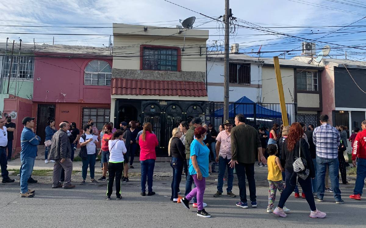 Protestan por falta de valoración de daños tras incendio de gasera, en San Nicolás. | Pedro Delgado