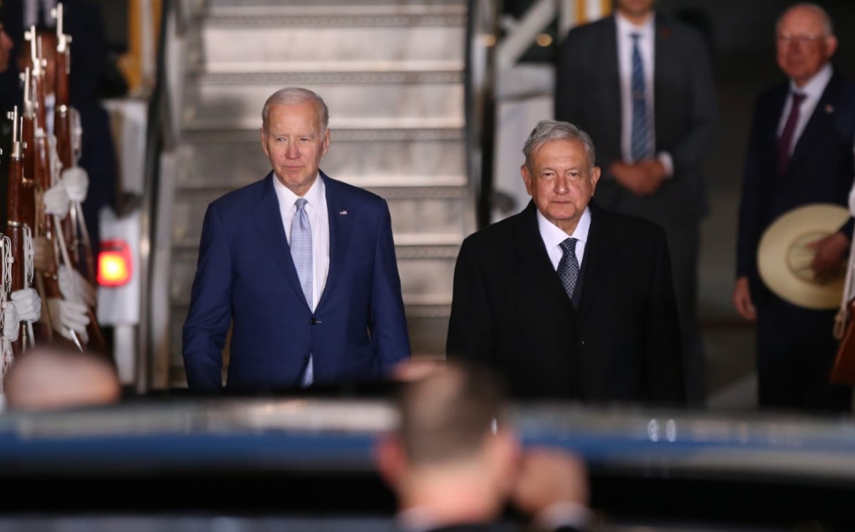 Andrés Manuel López Obrador y Joe Biden en AIFA / Javier Rios