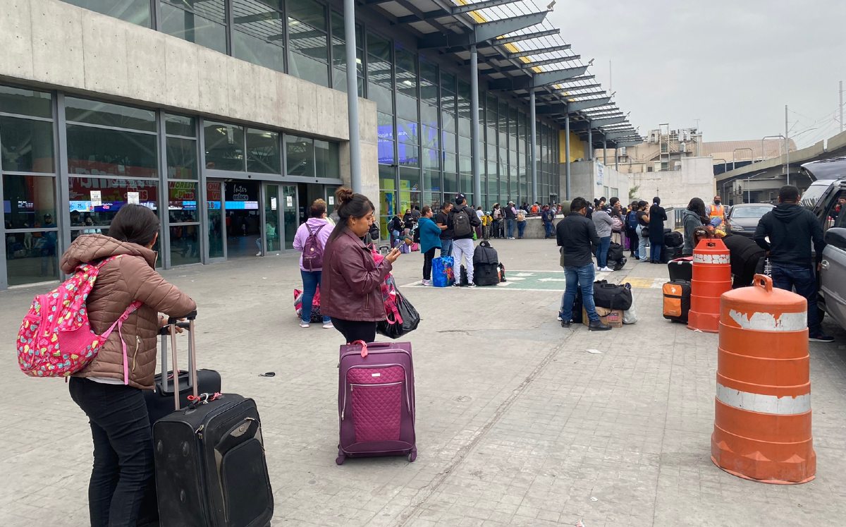 Central de Autobuses de Monterrey registra mayor afluencia previo al regreso a clases. | Frida Rodríguez