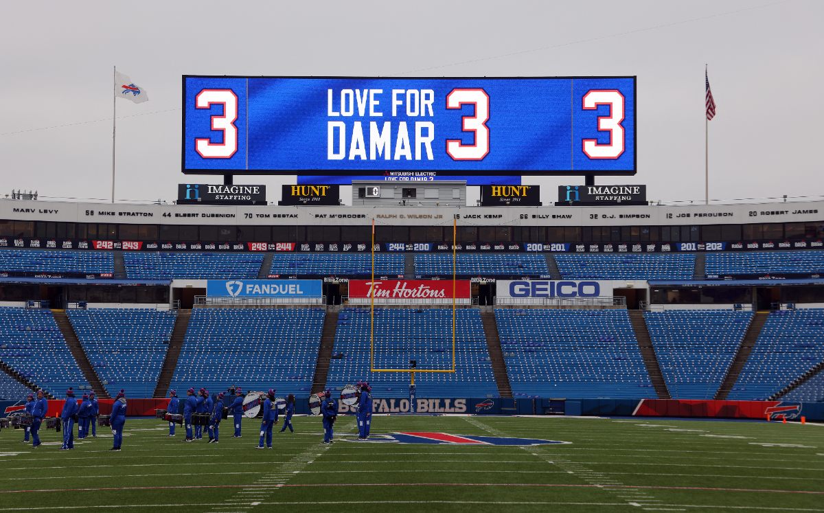 Damar Hamlin ya regresa a Buffalo.