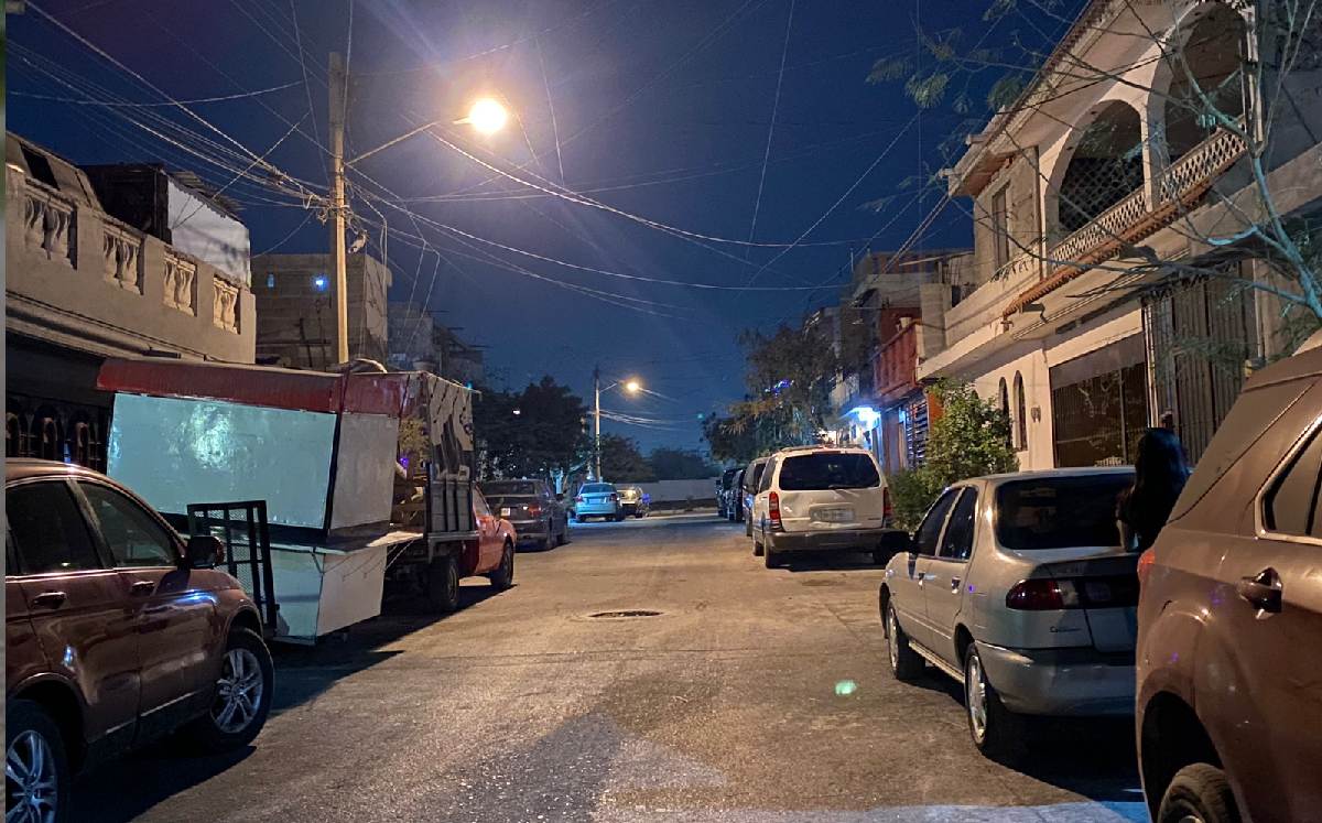 Disparos alarman a vecinos en la colonia San Gilberto, en Santa Catarina. | Frida Rodríguez