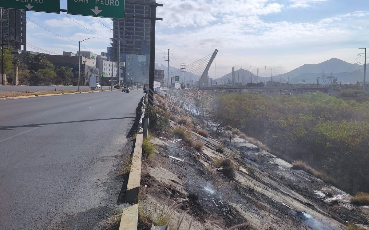 Incendio en Río Santa Catarina | Erik Solheim Rocha