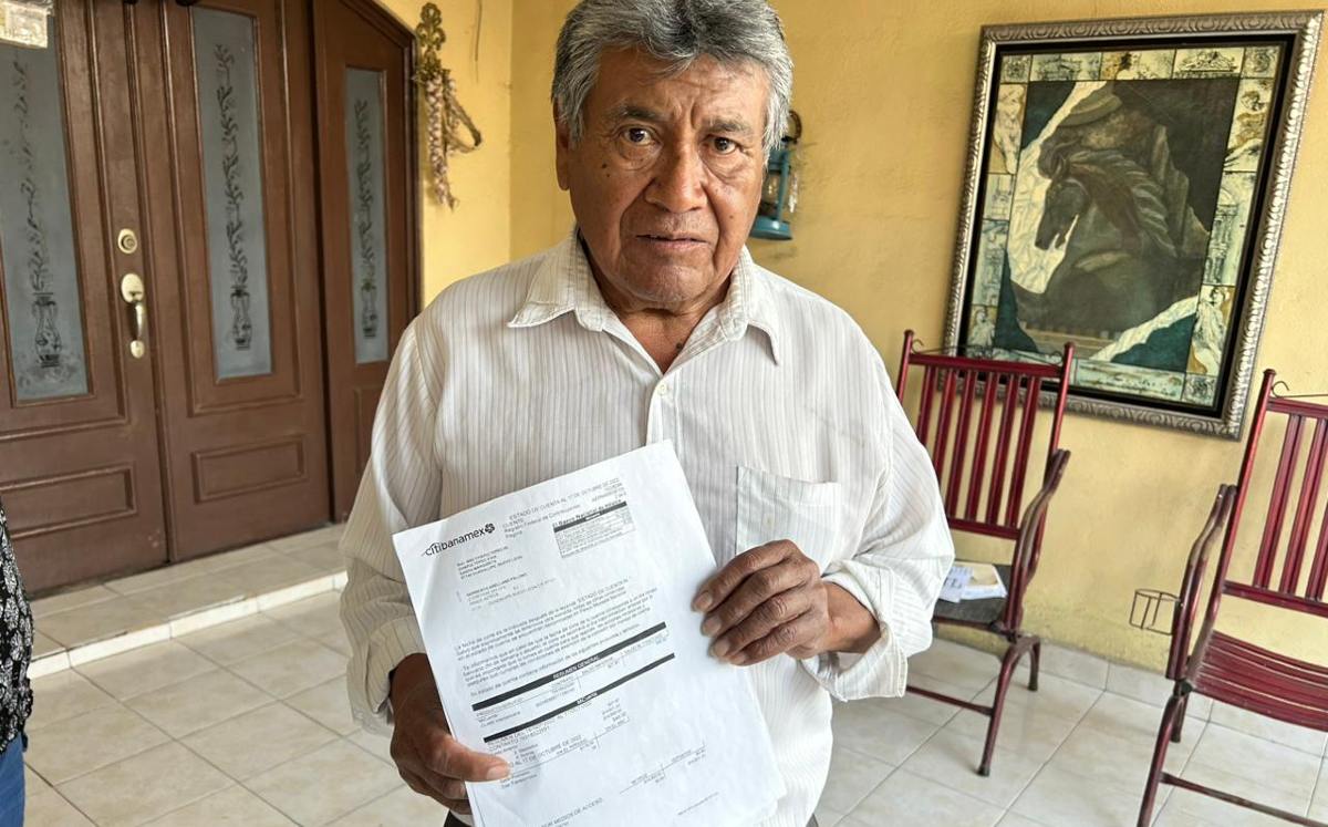Adulto mayor denuncia presunto fraude de banco en NL. | Pedro Delgado