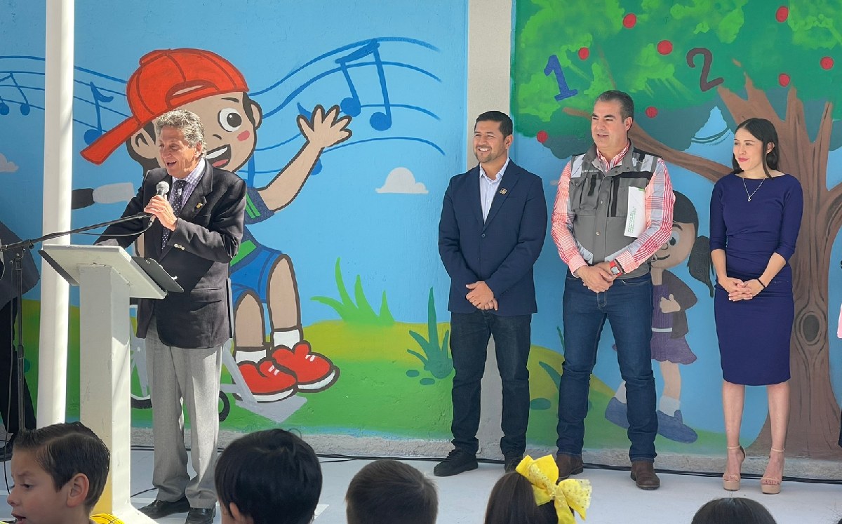 Juan José Frangie en el preescolar Citlali, en Zapopan / Karla Victoria Rodríguez