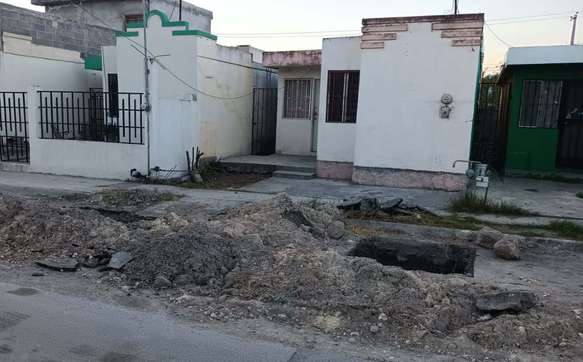 Obra inconclusa afecta a vecinos de la colonia Santa Fe, en Guadalupe. | Fabricio Gallegos