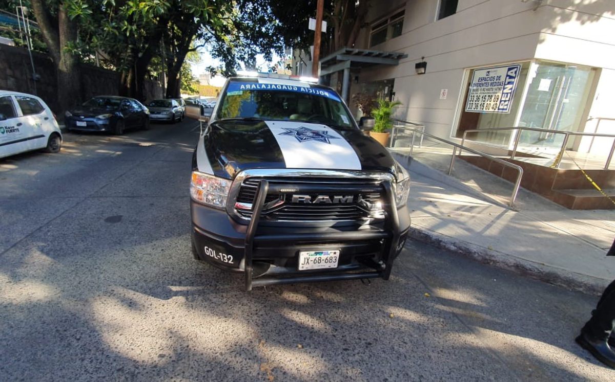 Reportan robo de camioneta en Guadalajara / Juan Carlos Munguía